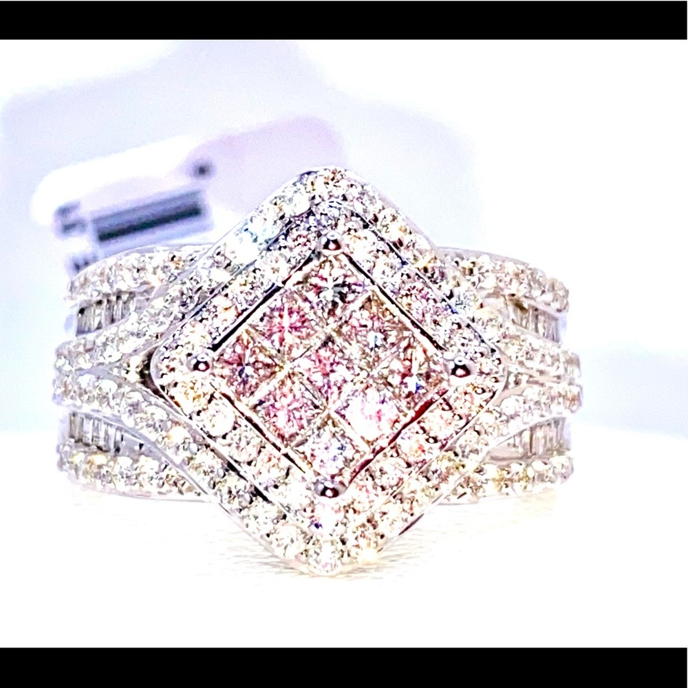 1.50 CT. Diamond 14K White Gold Split Invisible Ring